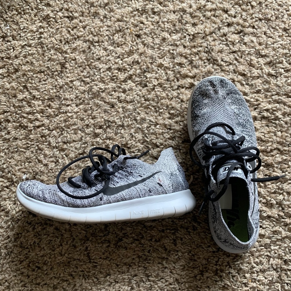 Nike free shoes